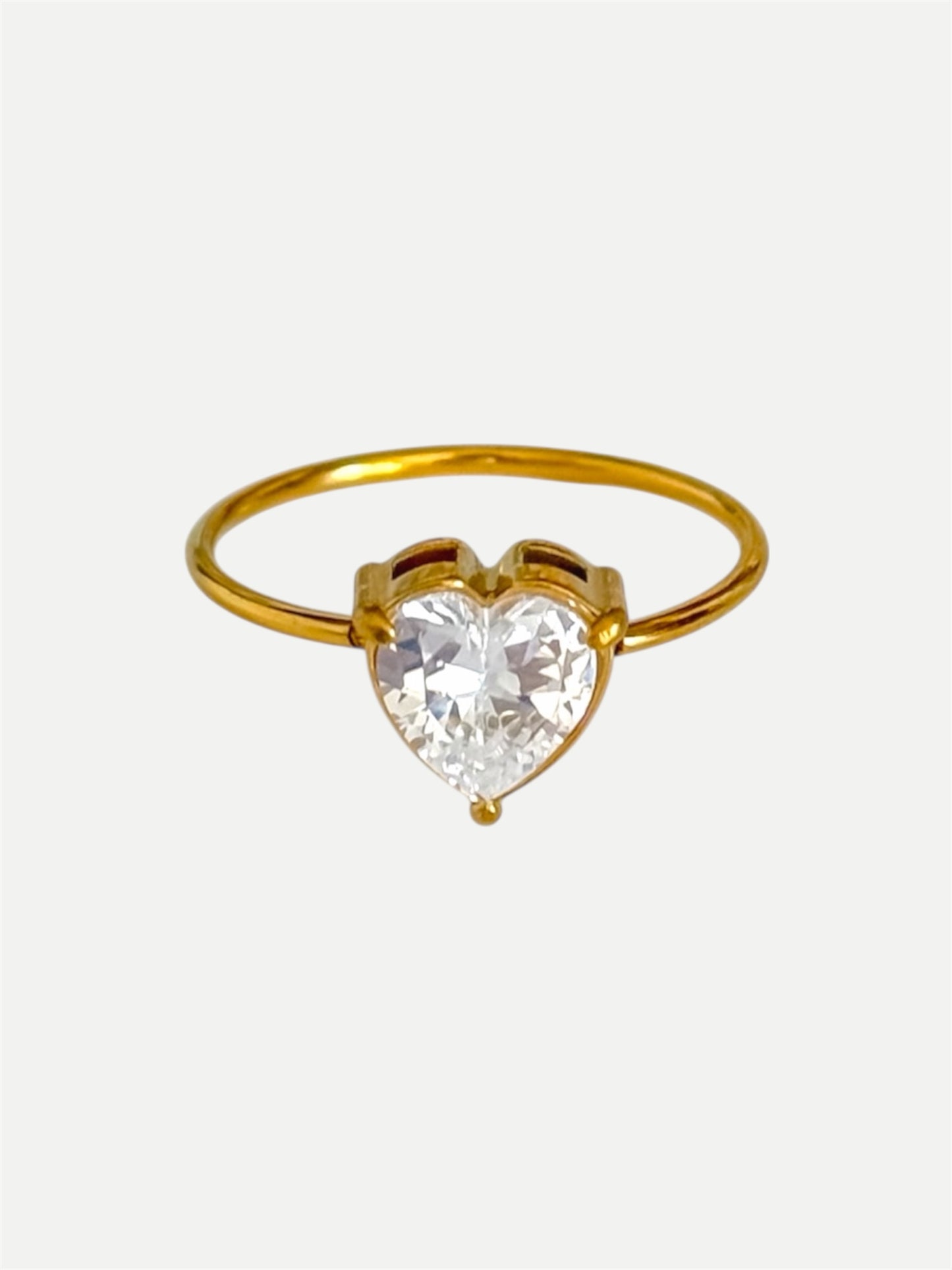 Heart solitaire ring