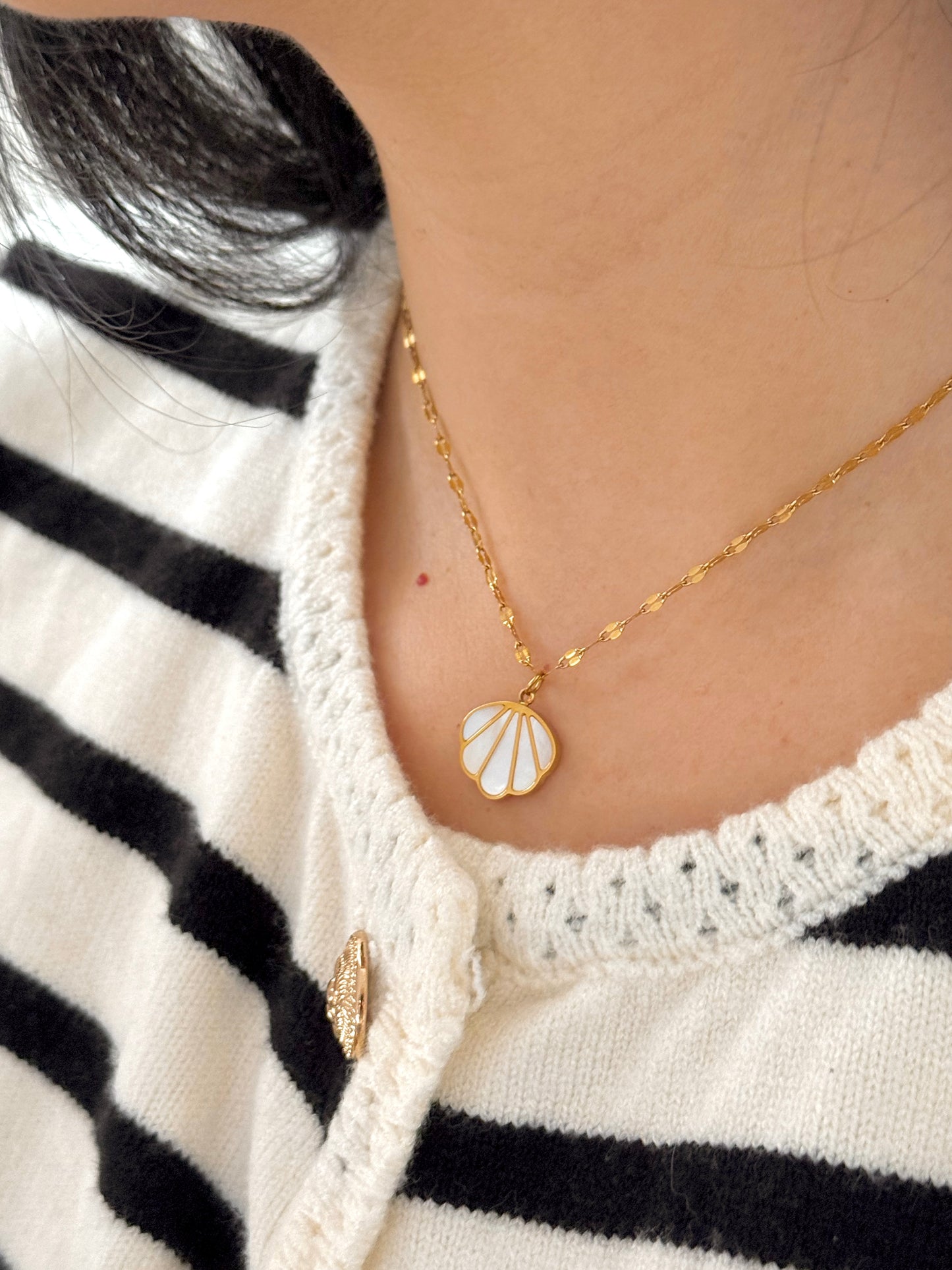 Bay shell necklace