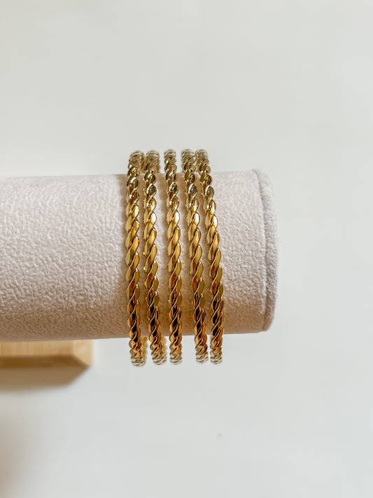 Flat twisted bangle (set of 5)