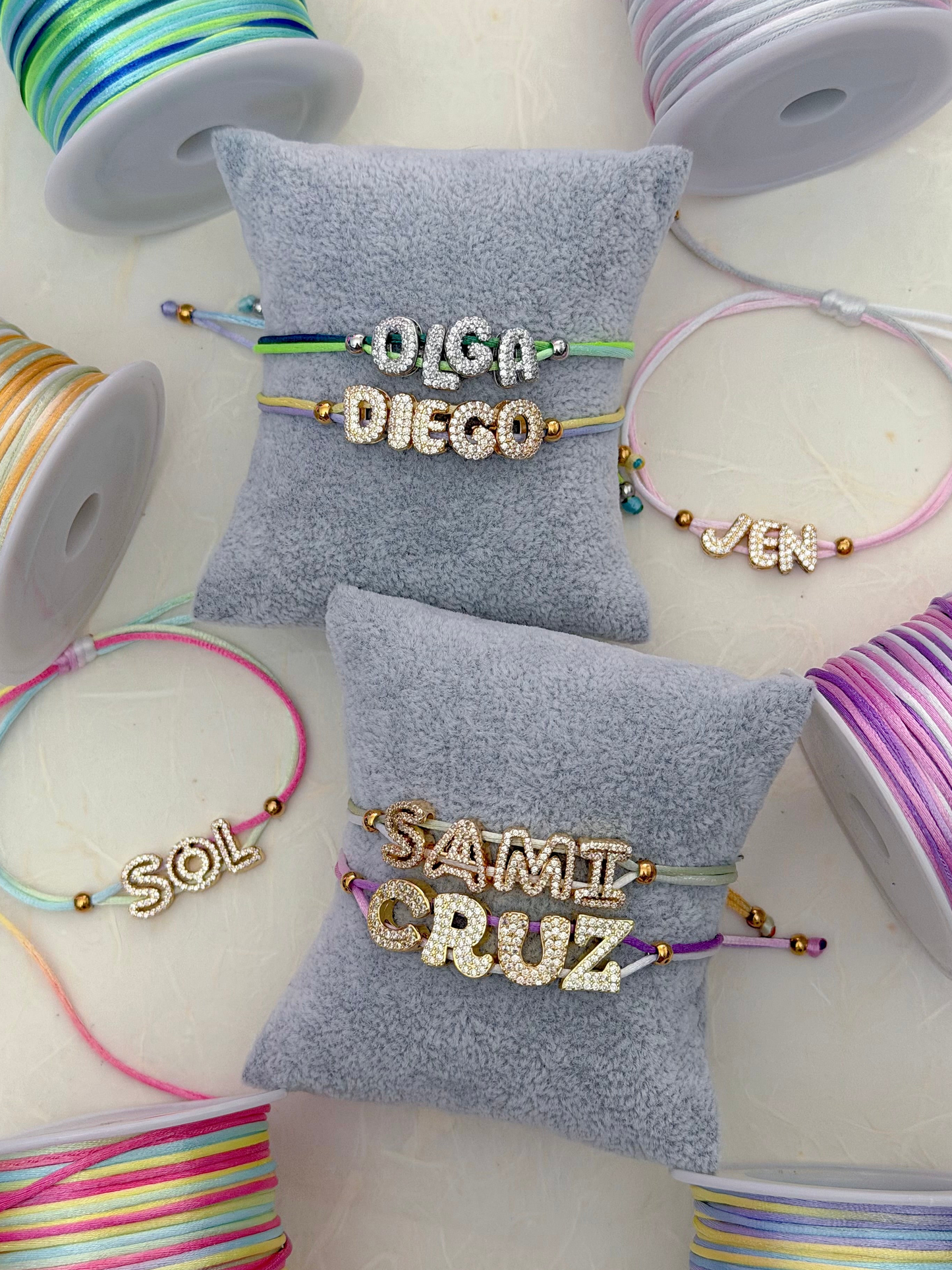 Gradient name bracelet