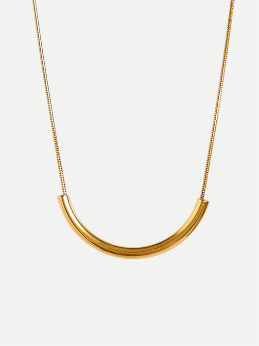 Curved bar necklace