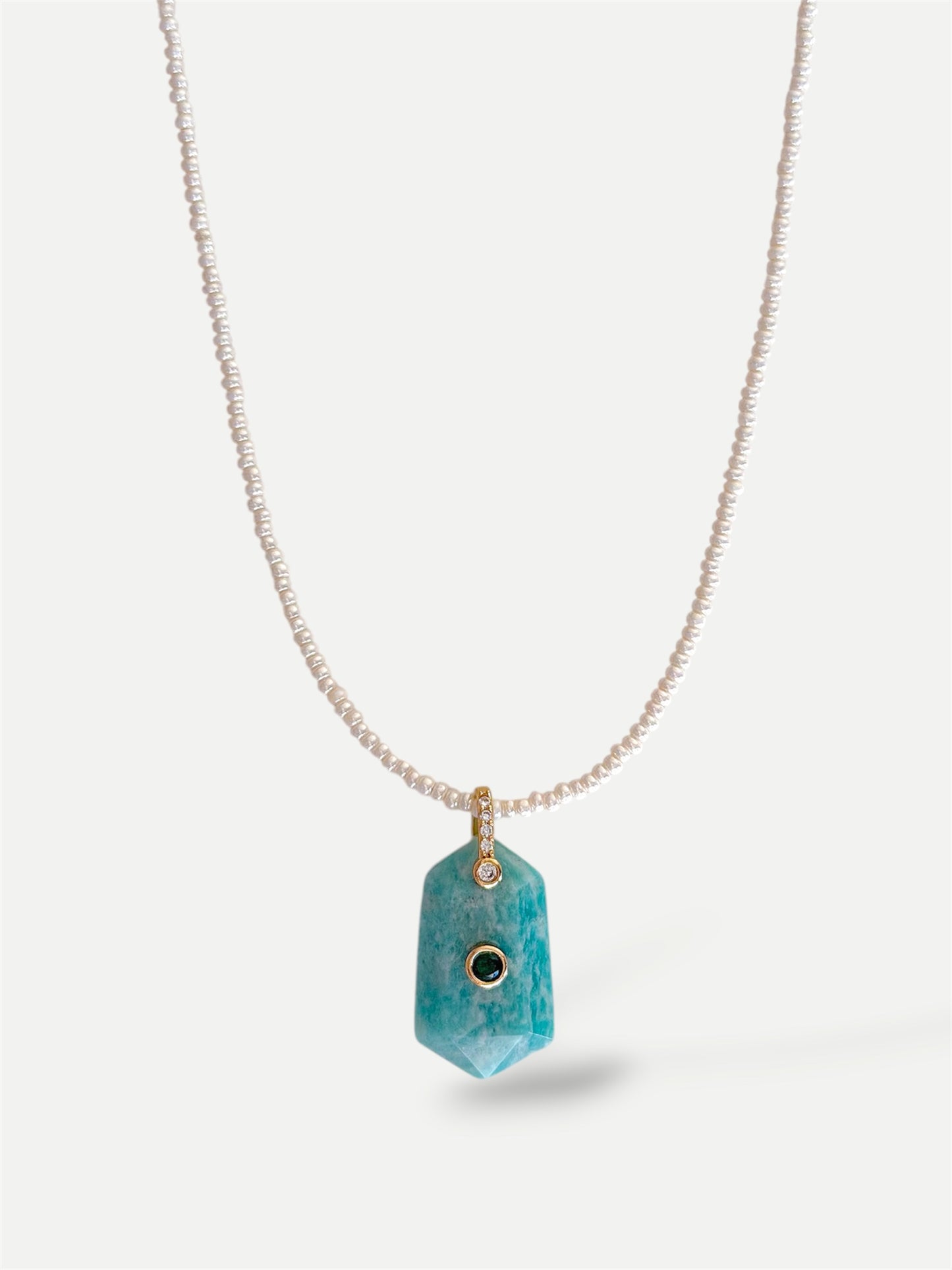 Hexagon natural stone bead necklace