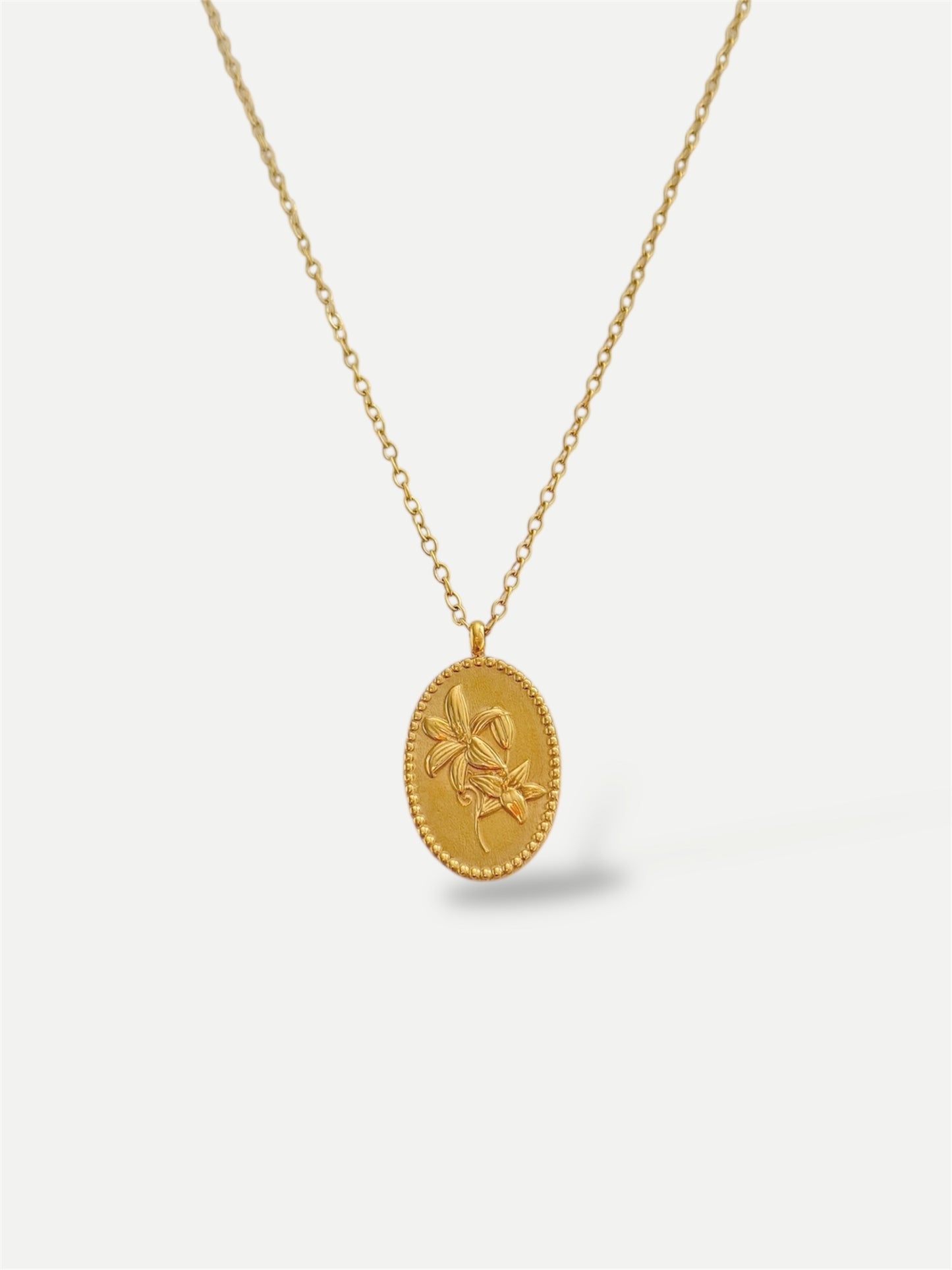 Lily medallion necklace