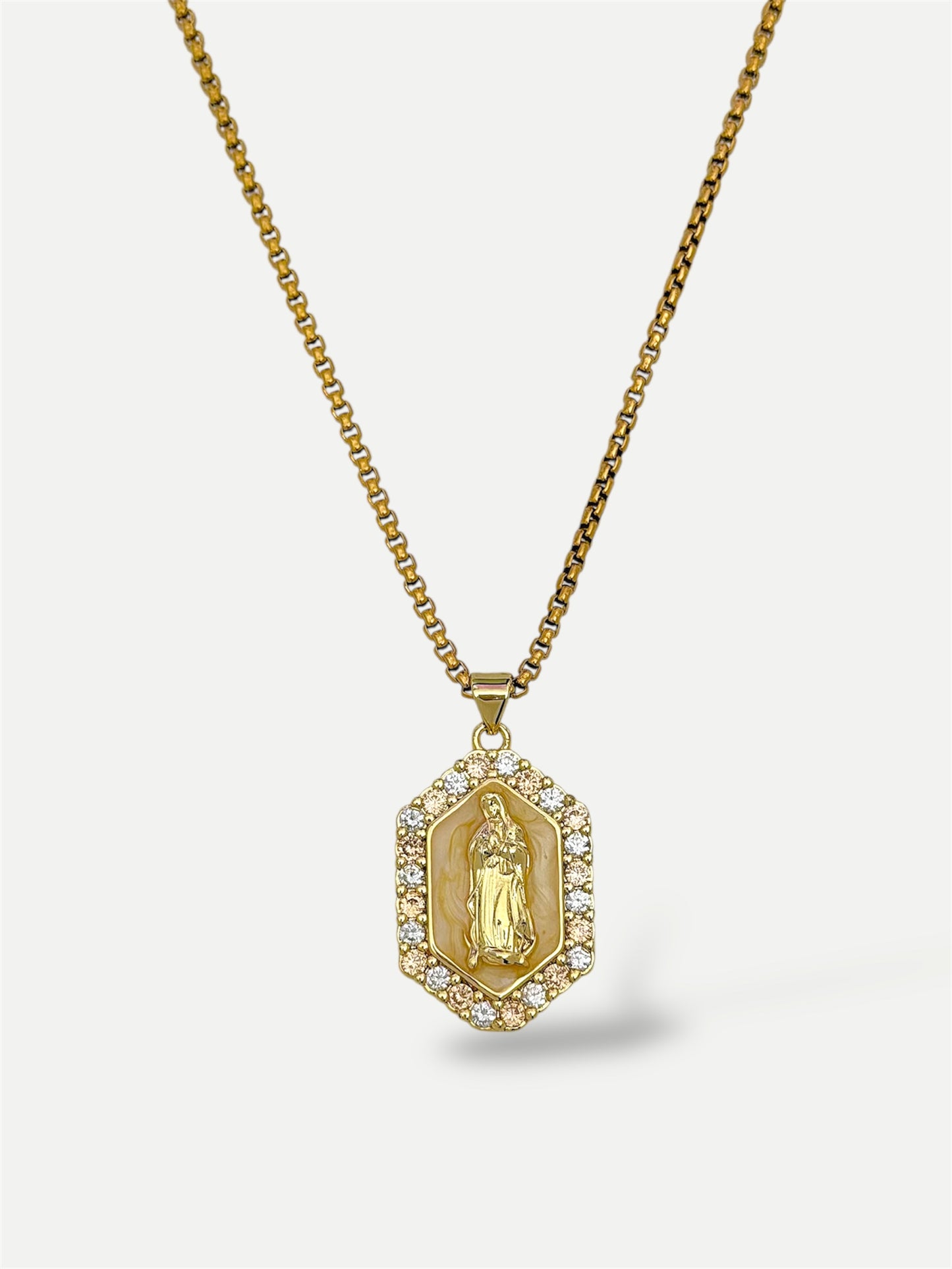 Virgen hexagonal necklace