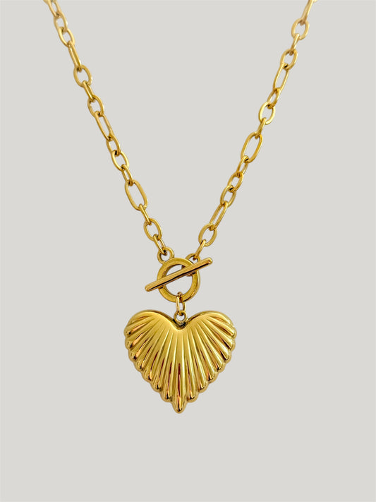 Bold heart toggle necklace
