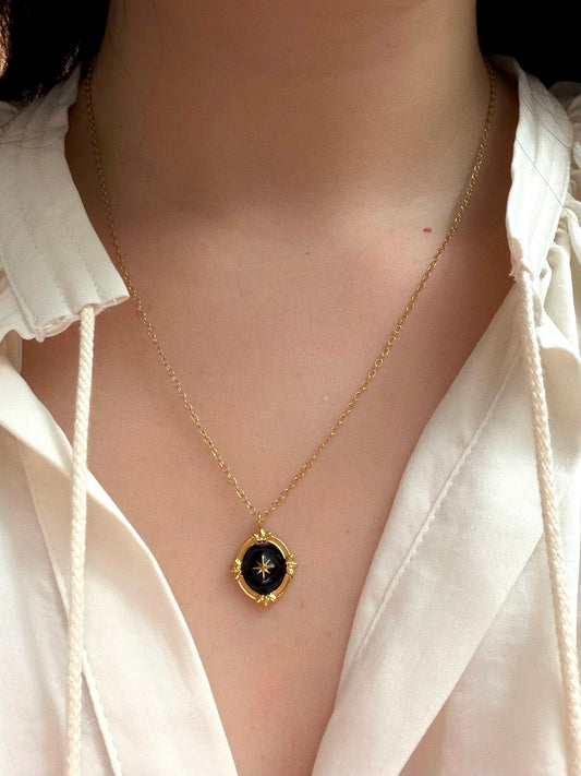 Oval black pendant necklace
