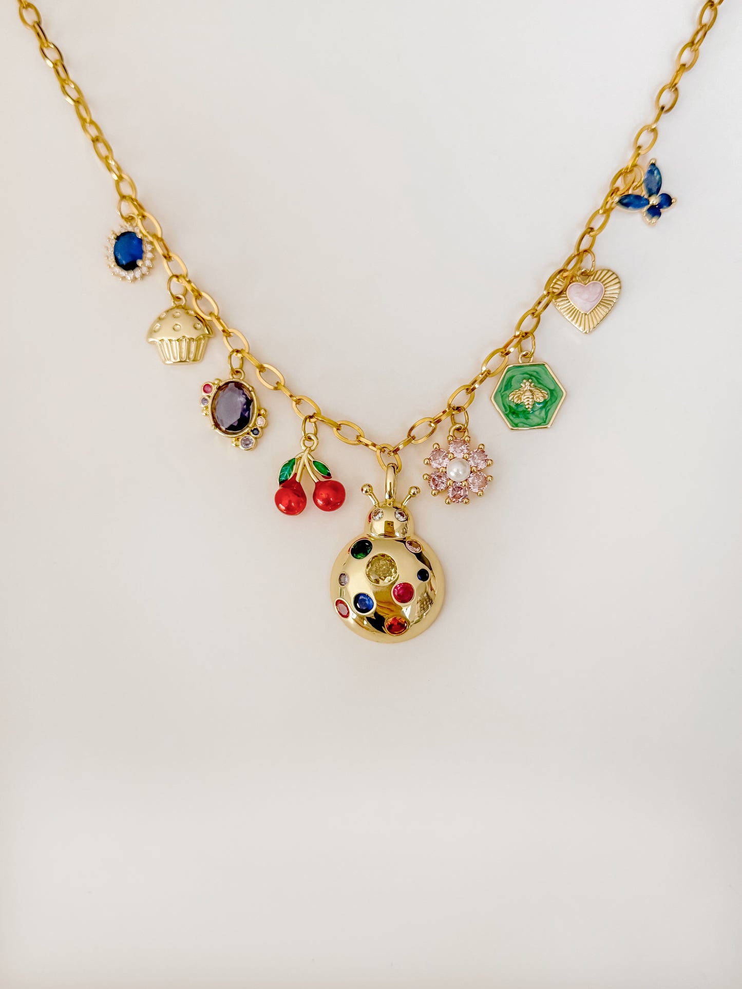 Splendid ladybug necklace