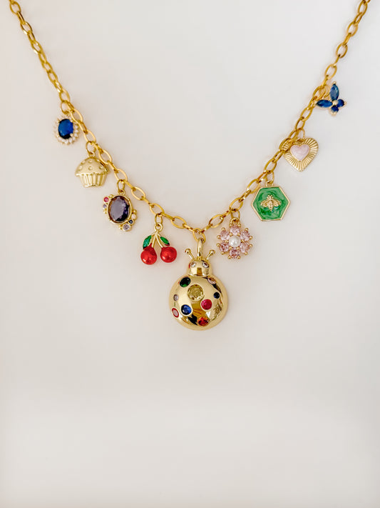 Splendid ladybug necklace