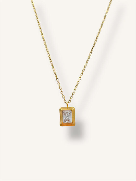 Square pendant necklace