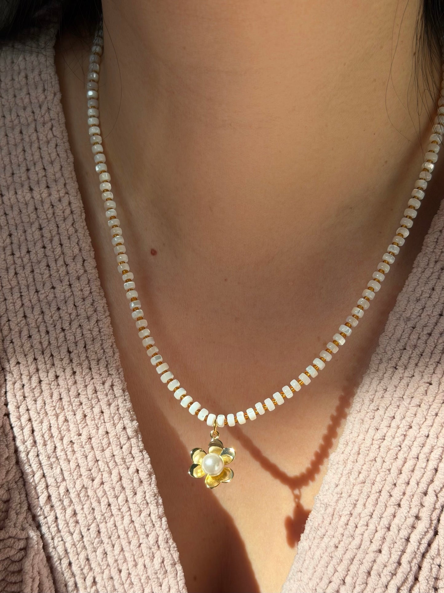 Pearly necklace