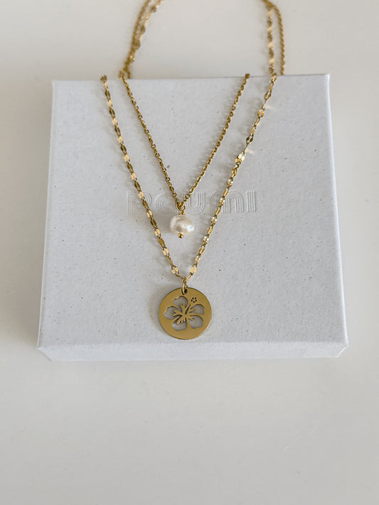 Pearly poppy necklace