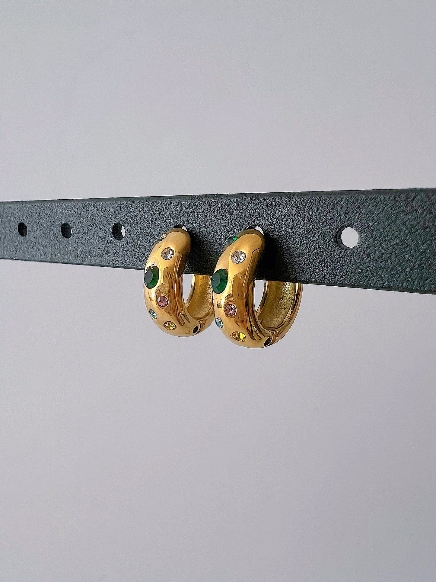 Vintage Shining Huggies