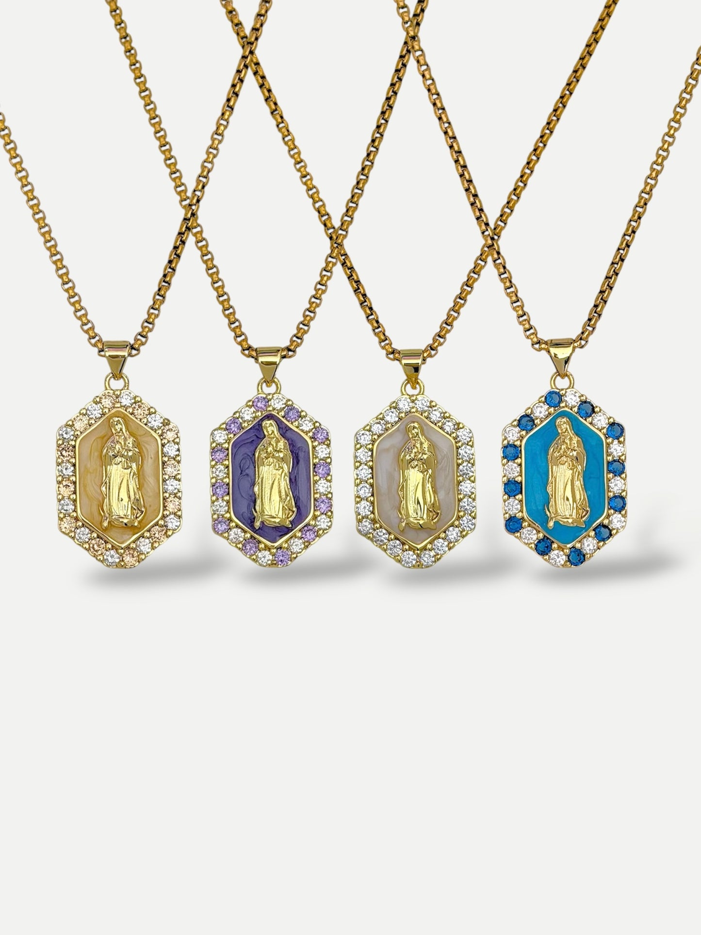 Virgen hexagonal necklace