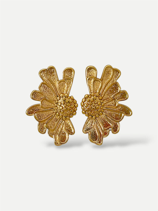 Sunflower studs earrings