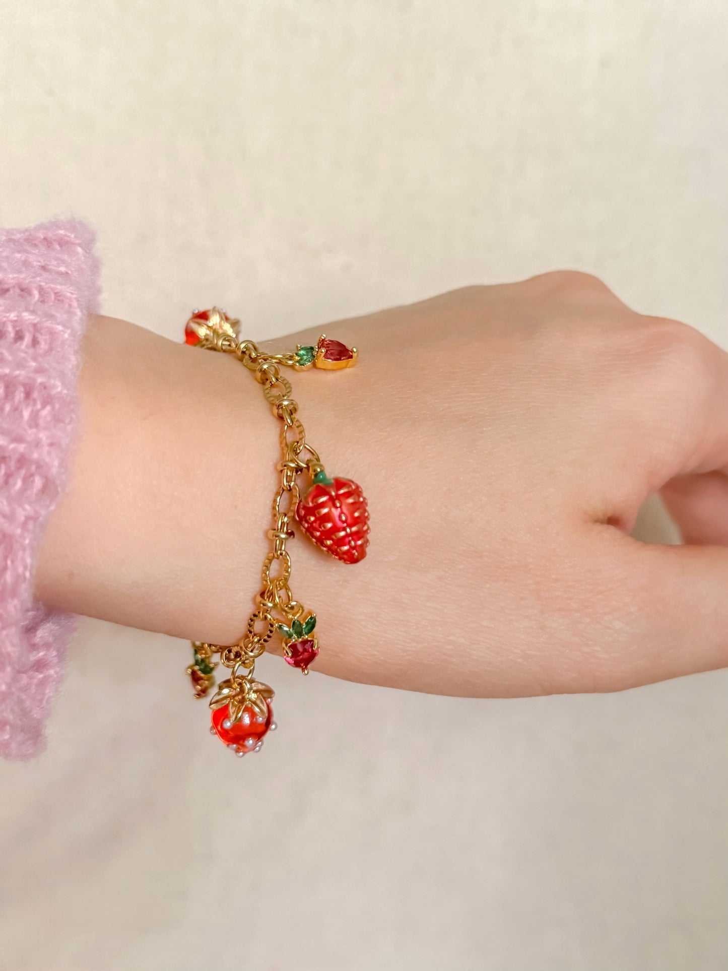 Strawberry lover bracelet