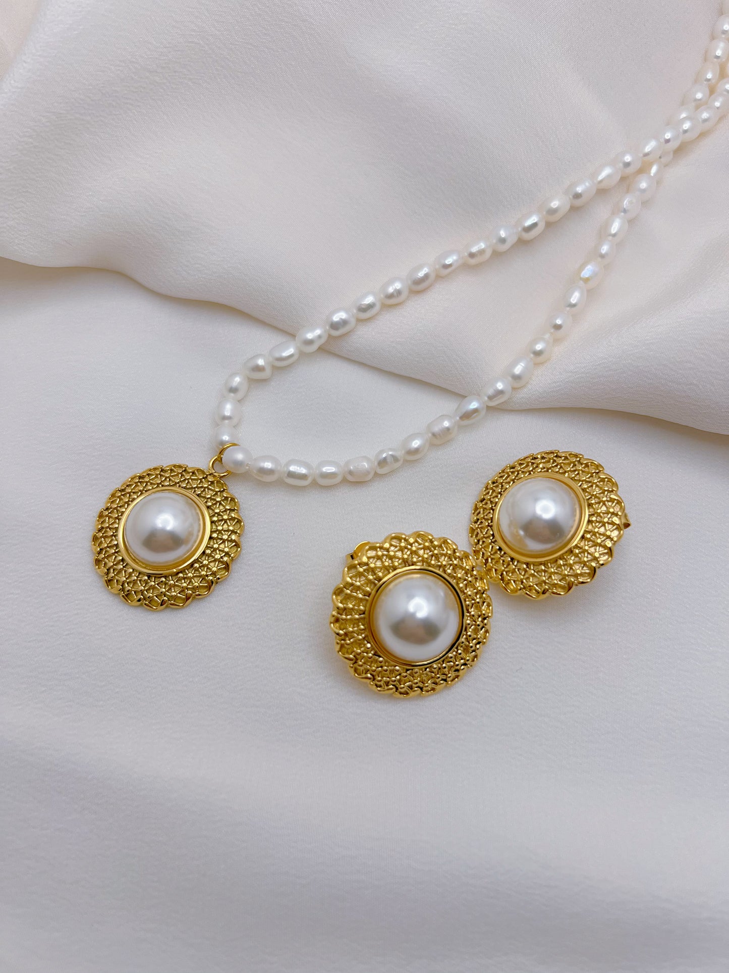 Rumi Pearl Choker Necklace - Paumi