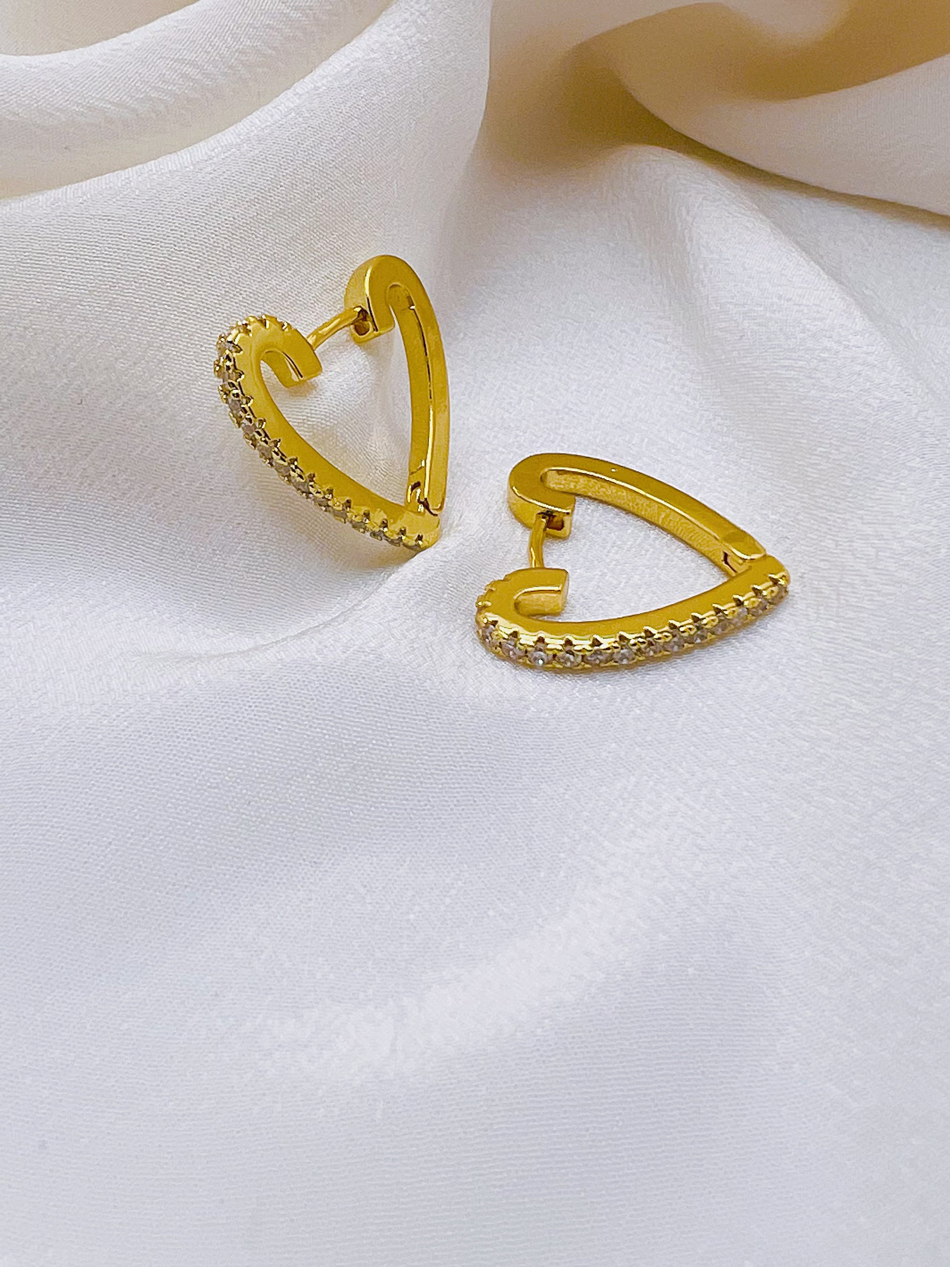 Sonia Hoops Earrings - Paumi