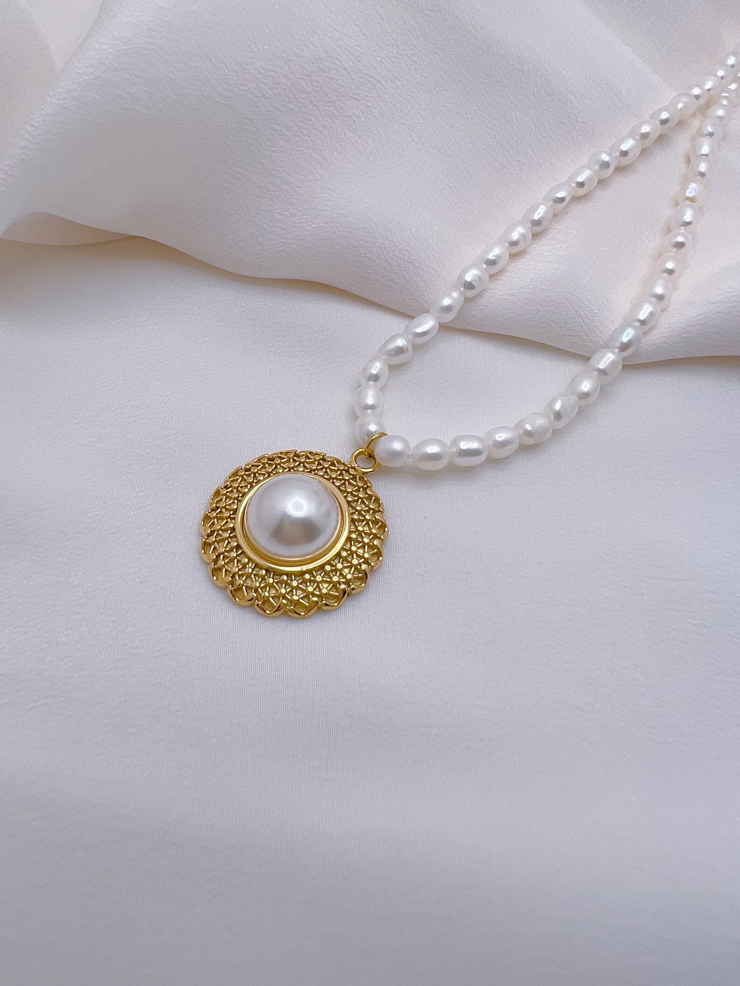 Rumi Pearl Choker Necklace - Paumi