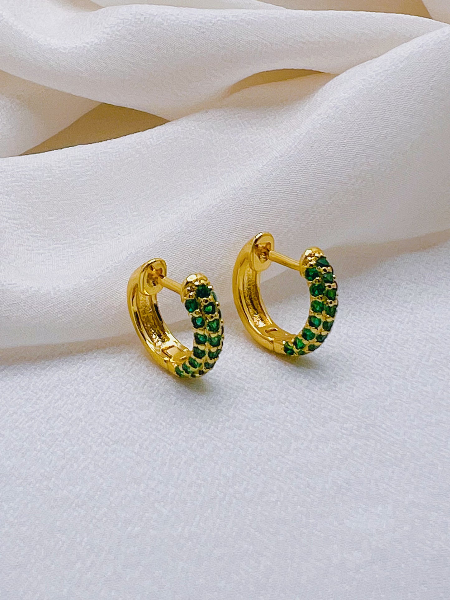 Verde Huggies Earrings - Paumi